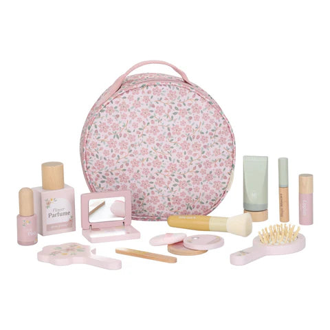 Beauty case con trucchi di legno