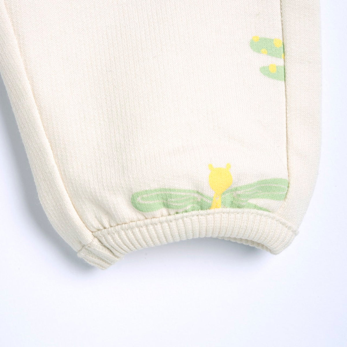 Pantaloni con stampa fantasia