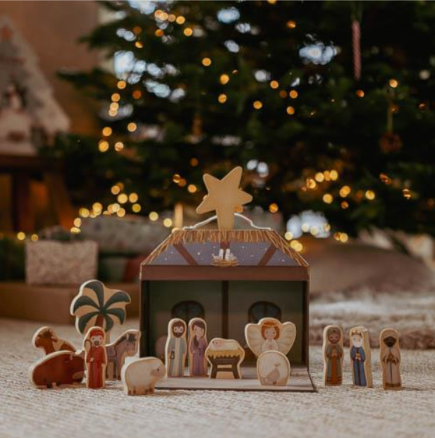 Presepe con personaggi di legno