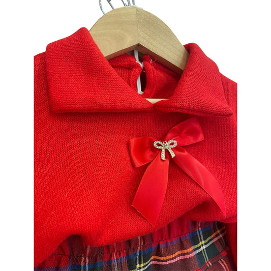 Completo maglioncino e gonna scozzese