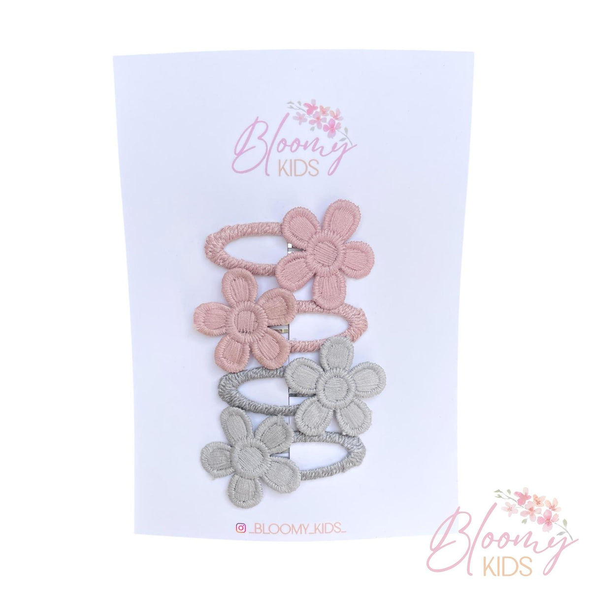 Clip con fiori crochet