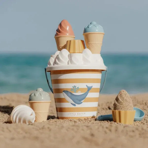 Set giochi da spiaggia gelati