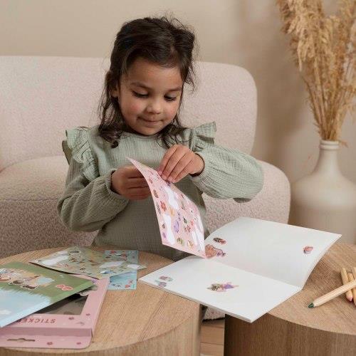 Set stickers 3 scenari Rosa & Friends