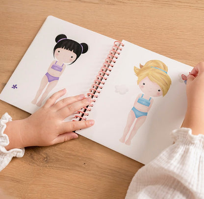 Libro Dress me up con adesivi