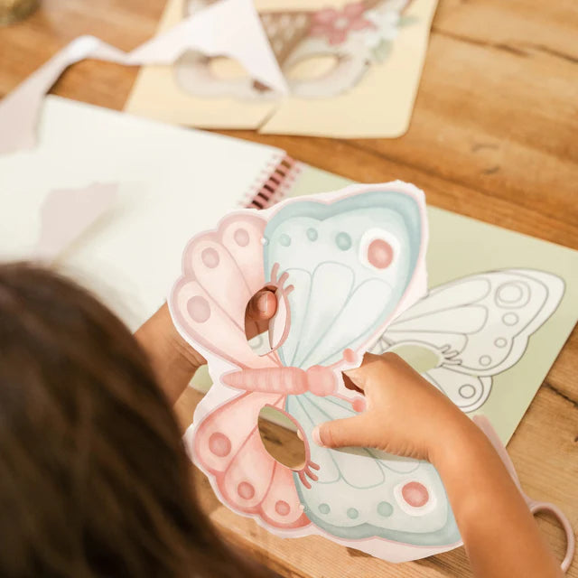 Libro con forbici Rosa