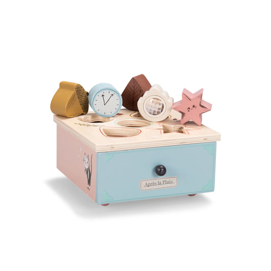 Scatola di legno con formine