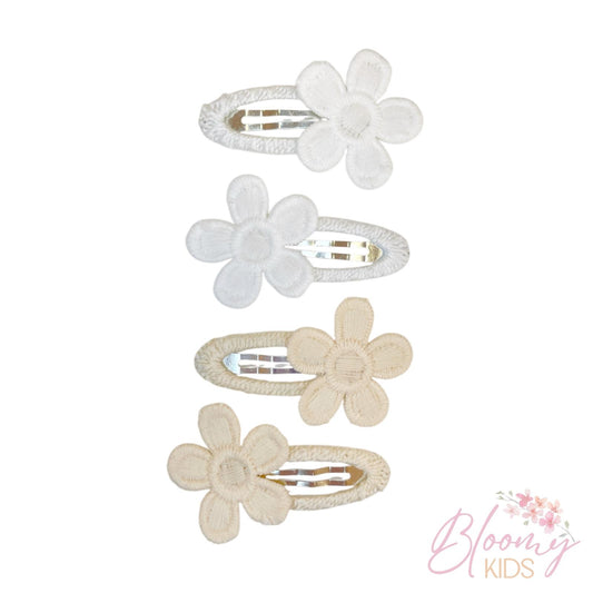Clip con fiori crochet