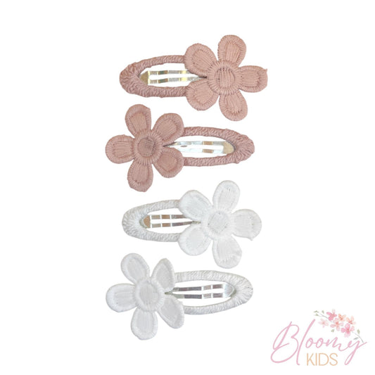 Clip con fiori crochet