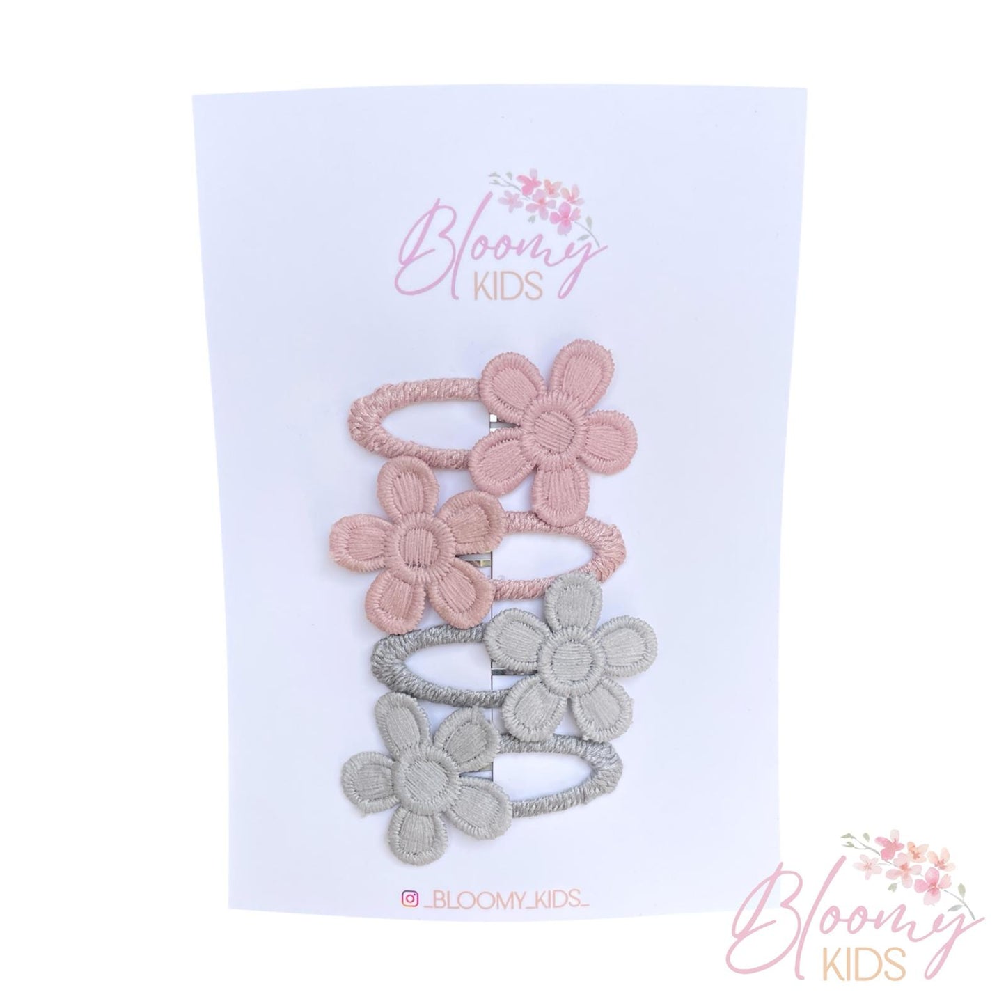 Clip con fiori crochet