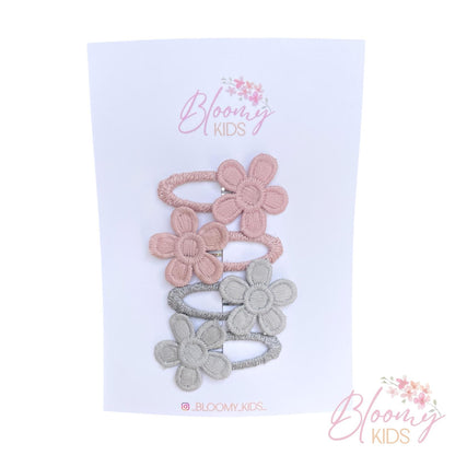Clip con fiori crochet