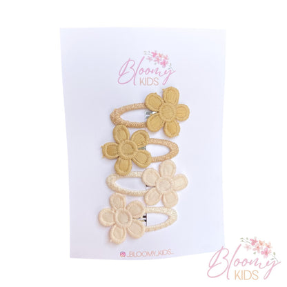 Clip con fiori crochet