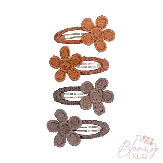 Clip con fiori crochet