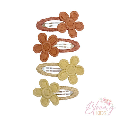 Clip con fiori crochet
