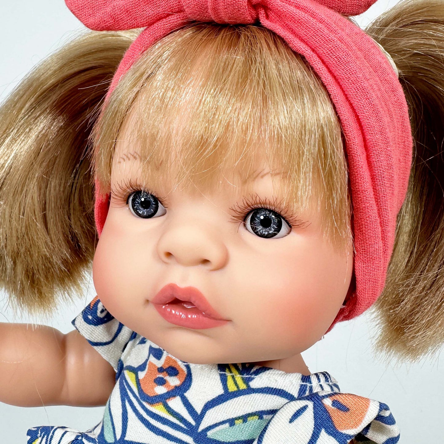 Bambola Emily modello Joy