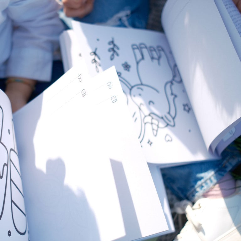 Let's colour. Unicorni